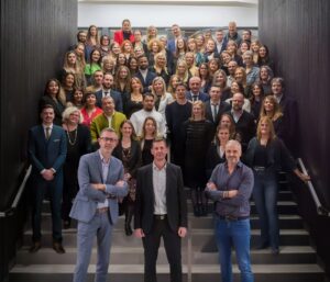 Photo de groupe avec toute l'équipe LORGEC